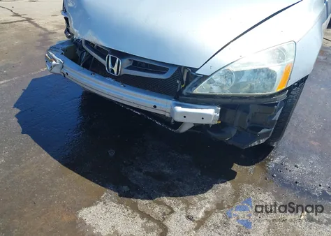 2005 Honda Accord 2.4 Lx z USA, uszkodzony, nr VIN 1HGCM56465A123734